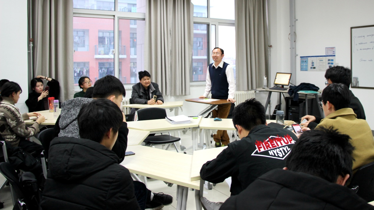 说明:C:\Users\geometry\Documents\Tencent Files\406026772\FileRecv\2 应用物理学专业师生座谈会.JPG